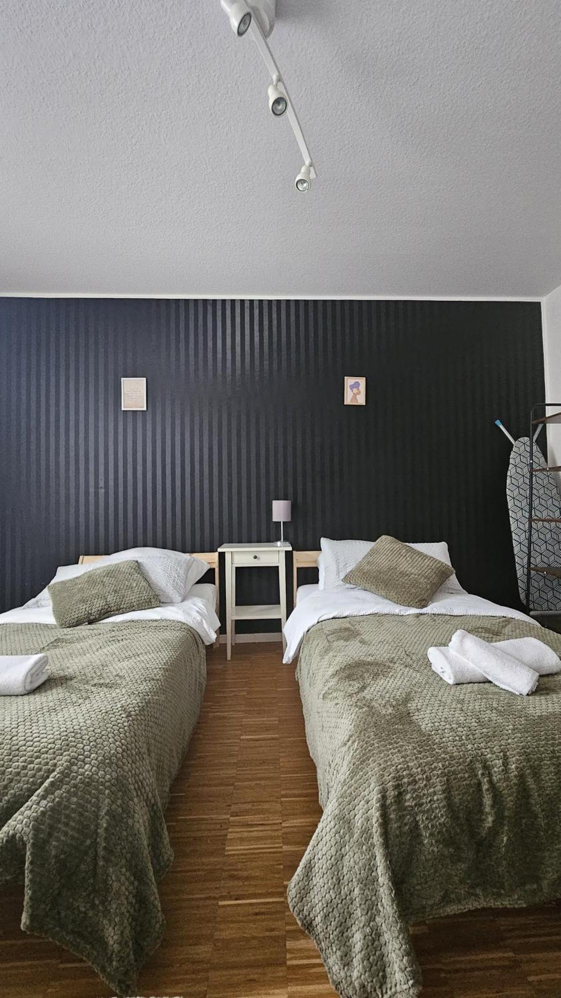 80 M2 Moderne Und Zentrale Wohnung In Hannover Mit Eigenem Parkplatz Bagian luar foto